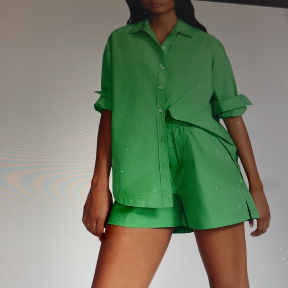 NWT STEVE MADDEN POPPY TOP